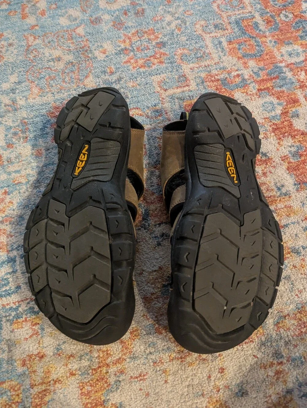 Keen Men's 10 Brown Newport Leather Waterproof Bungee Sport Closed Toe Sandals